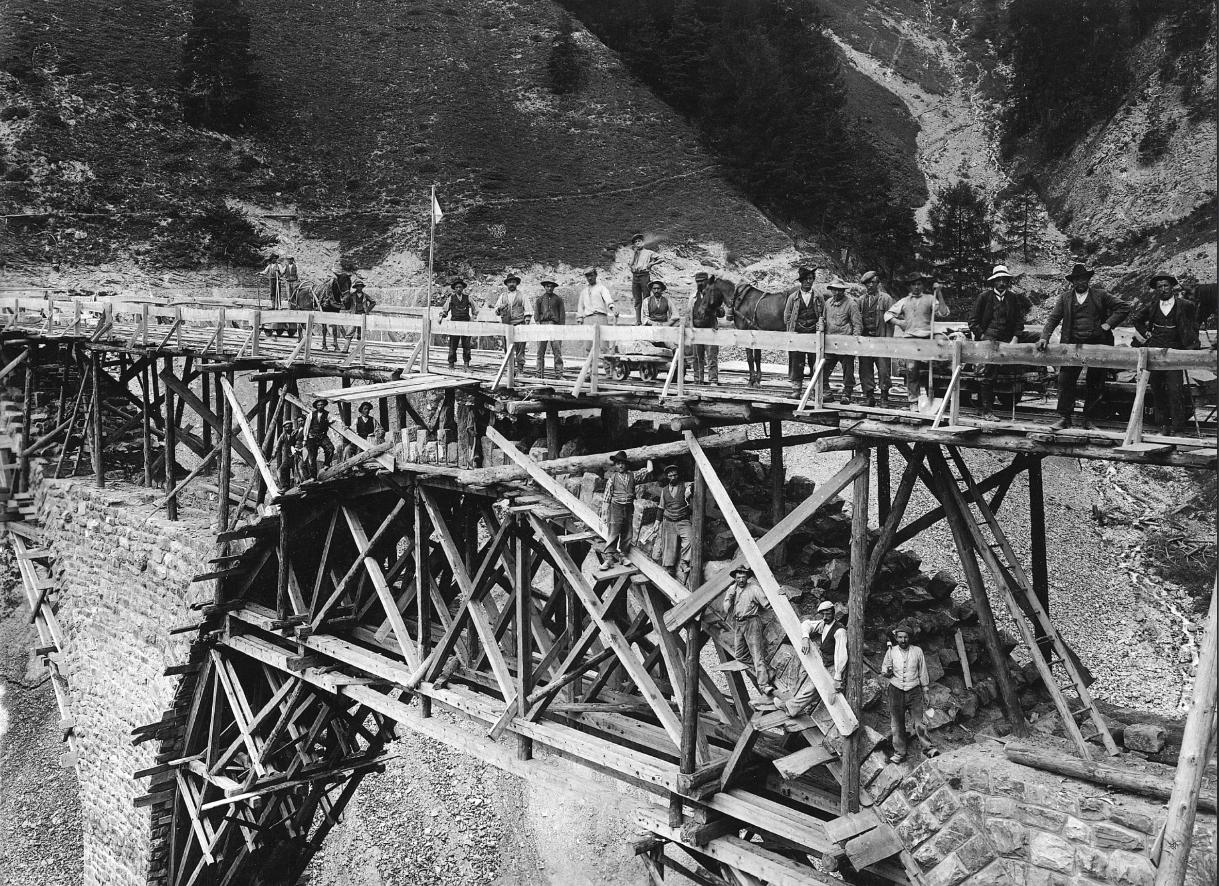 1_Feuerstein_Bridge.png
